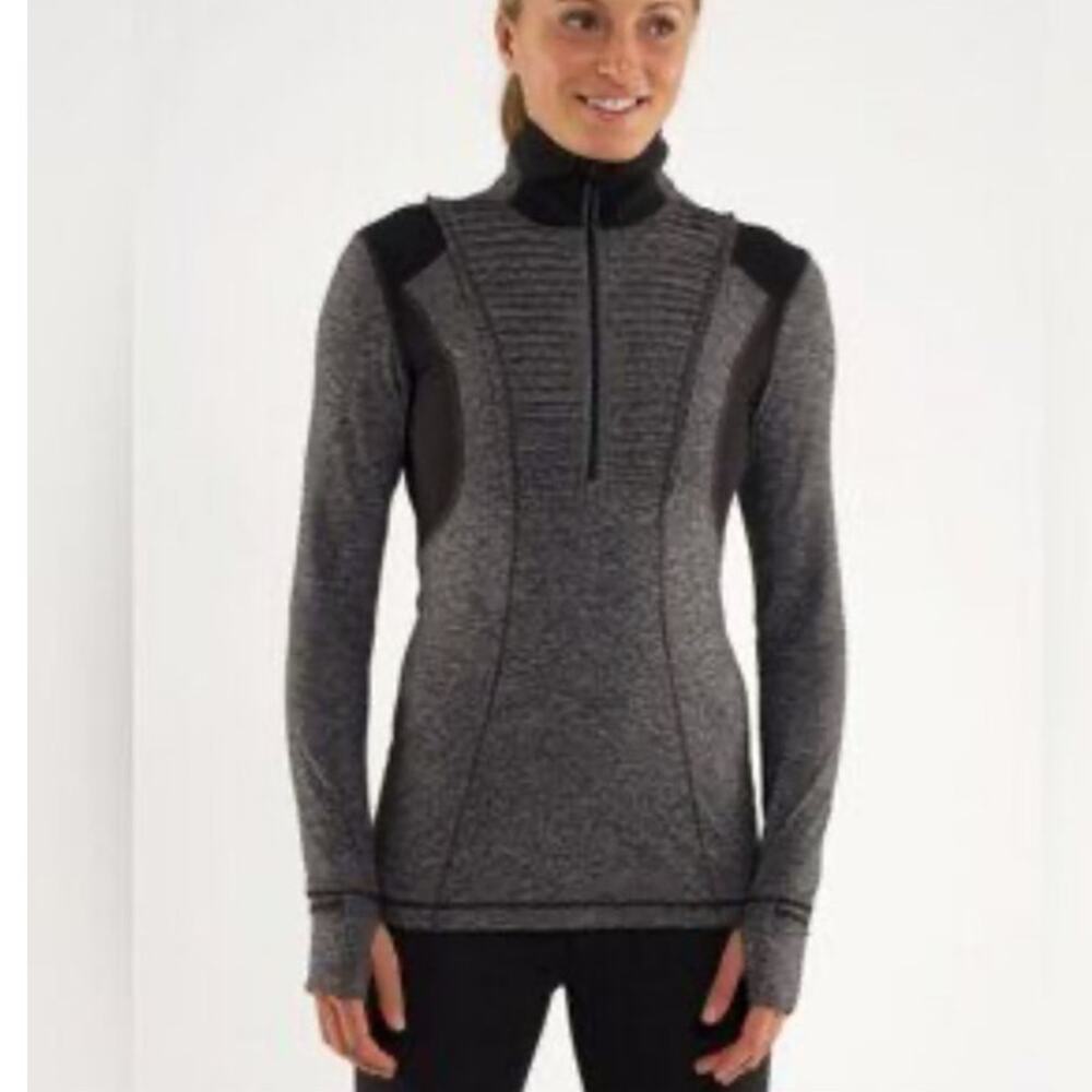 Lululemon ‘Run Your Heart Out’ gray and black pullover‎